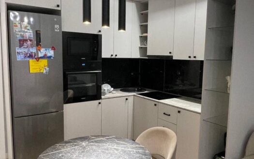 3 комн квартира ул. Акана-серэ 119А,6/9,71 кв.м,2022 г-44000000