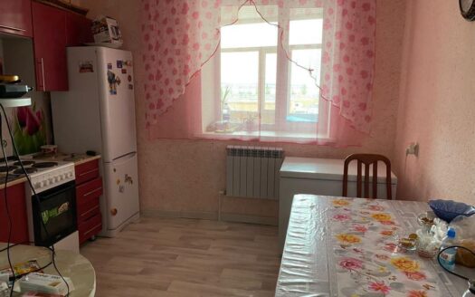 3 комн квартира Назарбаева 3,2/9,86кв.м.-28500000 т