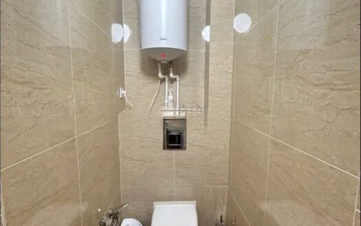2х ком кв Серкебаева 78 а, 4/5эт, 64 квм, 2000гп, -26600000