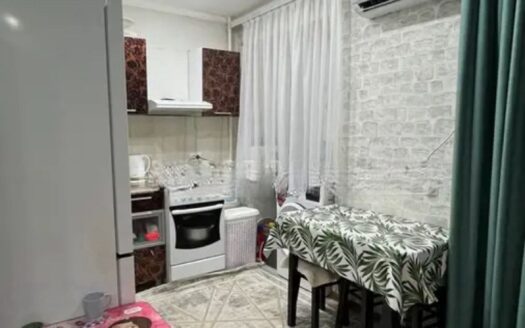 3 к кв Абая 142 а, 2/4,-13000000 т