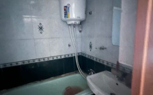 3 комн квартира Осипенко д. 2А , 6/6 эт, 61 кв.м., г, кирп .дом, 1990 год — 16500000 т