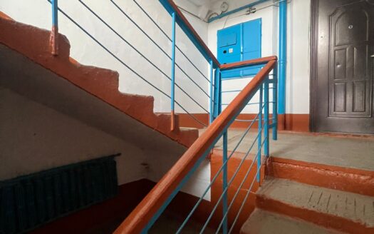 3 комн квартира Осипенко д. 2А , 6/6 эт, 61 кв.м., г, кирп .дом, 1990 год — 16500000 т