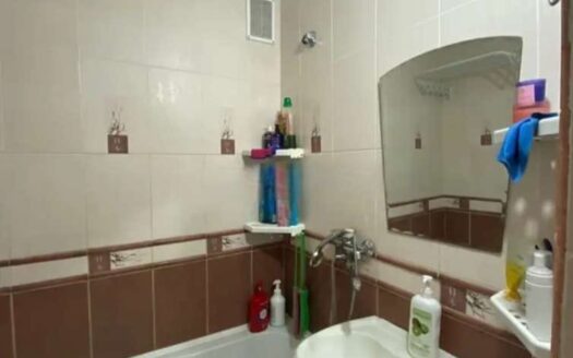 2хк. Абылайхана 4. 51квм, 7/9. Лифт. 1994гп-17300000 торг