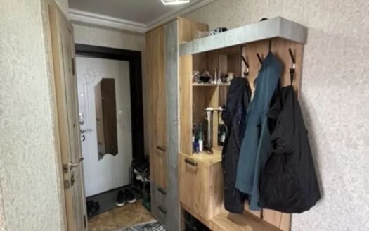 2-ком Вернадского 5Б, 5/5 эт; 36,7 кв м; 1974 г — Цена 10500000