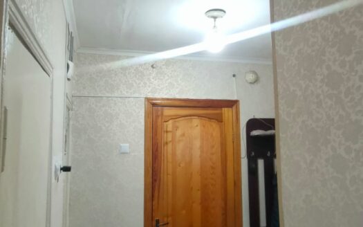 1-ком; Валиханова 198, 2/5 эт; 31 кв м; 1990 г; кирпич; -10800000 т