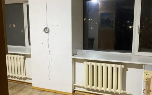 1-ком; Глинина 44А 4/4 эт; 35 кв м; 2004 г- 9300000