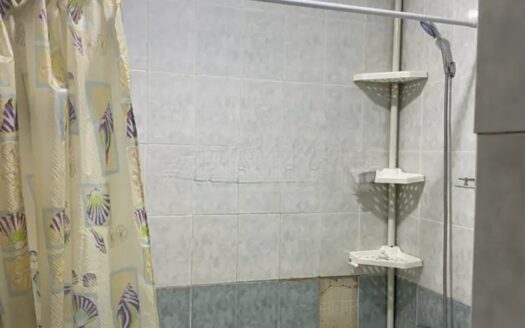 1-ком; Глинина 44А 4/4 эт; 35 кв м; 2004 г- 9300000