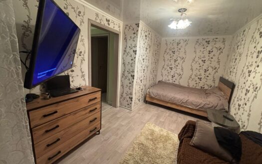 1 ком кв Сулейменова 22, 3/5эт, кирпичный дом, 29 квм, 1994 гп-цена 11 000 000,