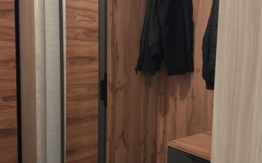 1 ком кв Сулейменова 22, 3/5эт, кирпичный дом, 29 квм, 1994 гп-цена 11 000 000,