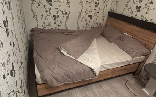 1 ком кв Сулейменова 22, 3/5эт, кирпичный дом, 29 квм, 1994 гп-цена 11 000 000,