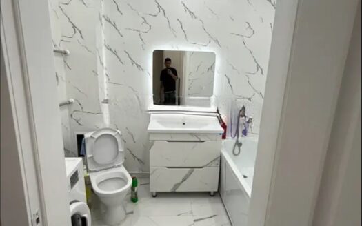 2х ком , ЖК Акбидай 2, 13б, 2/5 эт,49 кв.м. 2023 гп,- 21500000 т