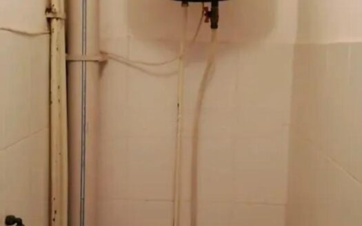 2-ком Центральный 50 2/9 эт; 50 кв м; 2007 г-17500000 цена