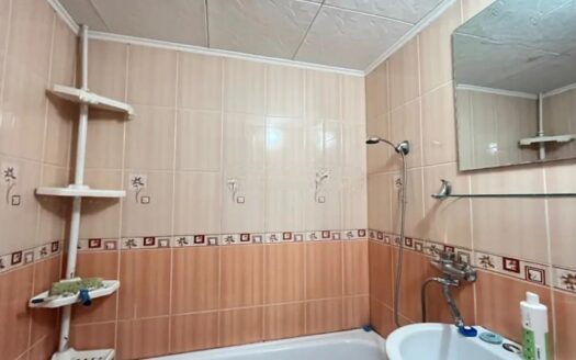 2-ком Назарбаева 15А , 3/9, 51,3 кв м, 2005год , — 18000000 т