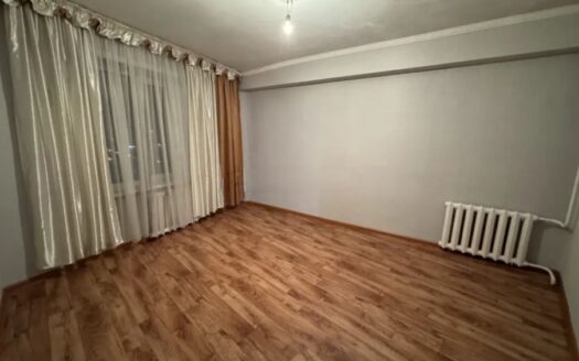 3-ком Абая 135 7/12, 61 кв м, 1980г, монолитный, -18600000 т