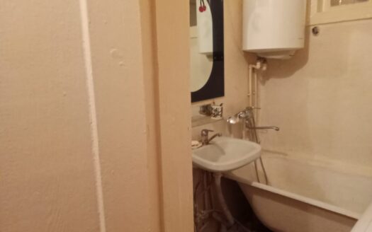 2х ком кВ Кошкарбаева 119, 2/2эт, 43, 4 квм, 1965гп,-8000000 т