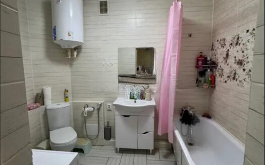 Homepage 2 комн квартира Назарбаева 76, 4/5, 1973 год, 60 кв.м.- 19600000 т