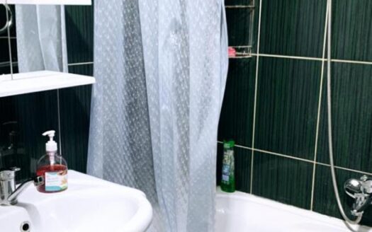 2-ком Ауельбекова 164, 2/5 эт, 43,9 кв м, 1970 г, -14500000 т