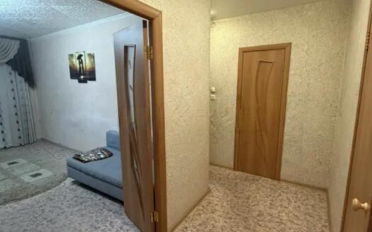 1-ком Ауэзова 180 6/9 эт, 40 кв м, 1997 г,-14100000 т