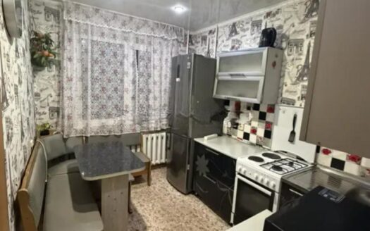 1-ком Ауэзова 180 6/9 эт, 40 кв м, 1997 г,-14100000 т