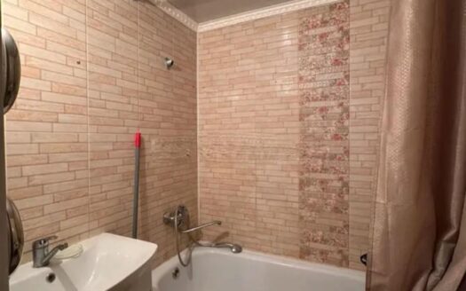 Homepage 2-ком, Центральный 52 4/9 эт, 53 кв м, 1991 г-15600000 т