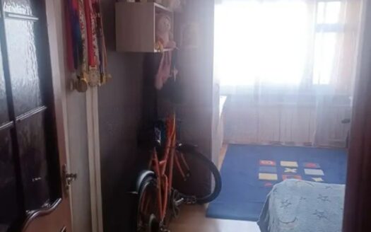 3-ком Ауэзова 178 3/5 эт, 59.5 кв м, 1973 г-15600000 цена