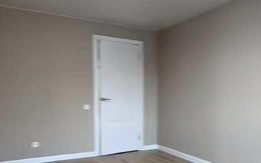 2 комн квартира пр Абылайхана 18, 2/6 , 61 кв.м 1989 г 23600000 т