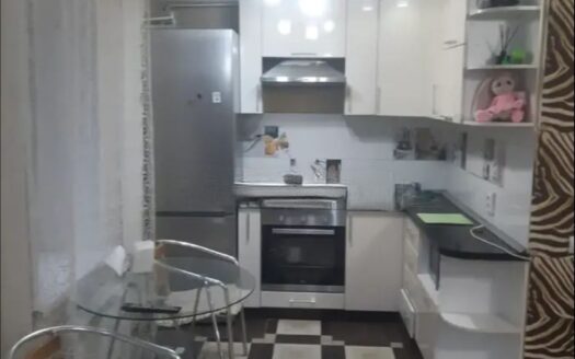 1 ком кв Габдуллина 111, 2/5 эт, 32 квм, 1987гп,цена 12600 000