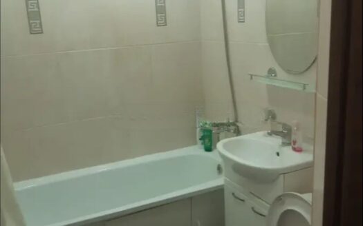 1 ком кв Габдуллина 111, 2/5 эт, 32 квм, 1987гп,цена 12600 000