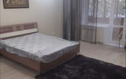 1 ком кв Габдуллина 111, 2/5 эт, 32 квм, 1987гп,цена 12600 000