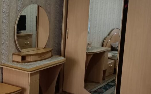 2к Назарбаева д.8 ,2/9, 48 кв.м.,1984 год- 14600000 т