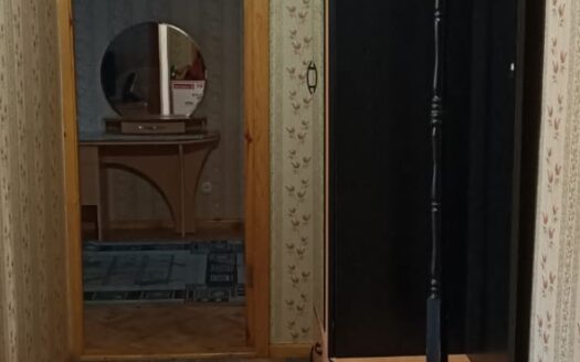 2к Назарбаева д.8 ,2/9, 48 кв.м.,1984 год- 14600000 т