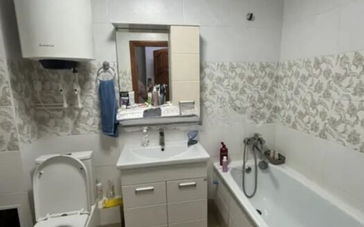 Homepage 4-ком Елемесова 58, 3/5 эт, 87 кв м, 1996 г,- 23100000 т