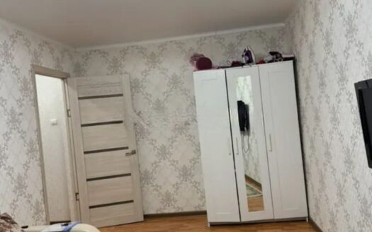 1-ком Акана Серэ 137 5/5 эт, 29.2 кв м, 1972 г,9600000