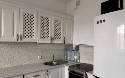 2ка ул. Назарбаева д. 3 ,ЖК Жансая , 4/9 эт, 2015 гп, 64 квм,-18300000 т