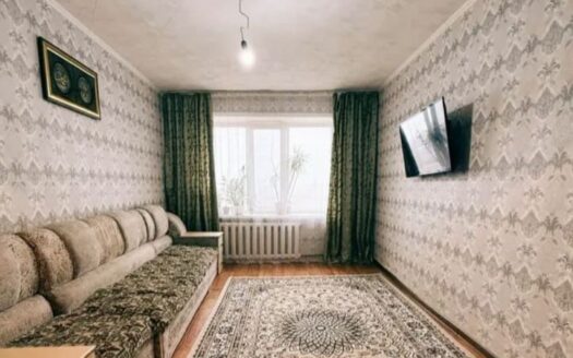 2-комнатная квартира, мкр. Васильковский 1 ,4/5 эт, 45 кв м, 1984 г- 14200000 т