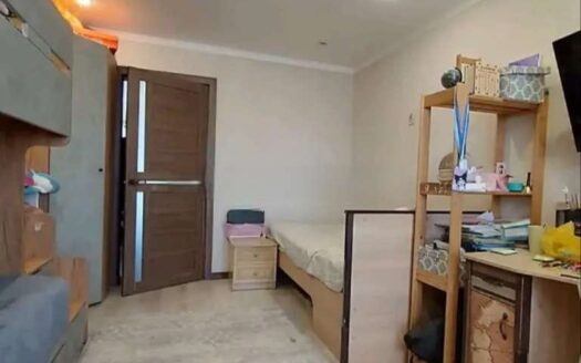 3хк. Назарбаева 12. 3/5эт 60квм, 1985гп. 21100000 т