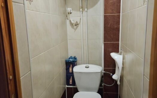 3-ком центральный 13 3/5 этаж, 57 кв м, 1998 г,-22600000 т