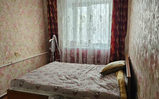 3-ком центральный 13 3/5 этаж, 57 кв м, 1998 г,-22600000 т