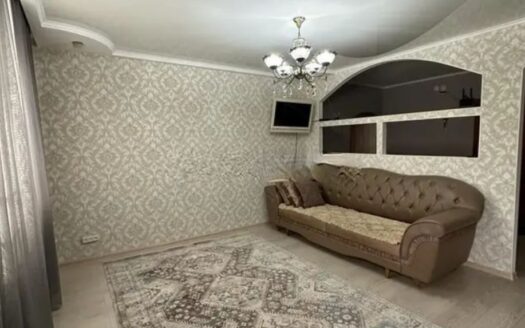 2-ком Габдуллина 70 3/5 эт, 52,2 кв м, 1999 г, 19600000 т