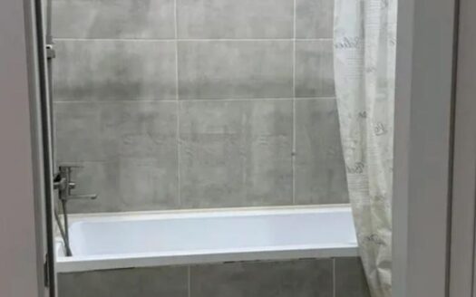 2- ком Акбидай 11б, 83 кв.м., 2022 г, 4/5, Переделана в евро решку -32100000 т