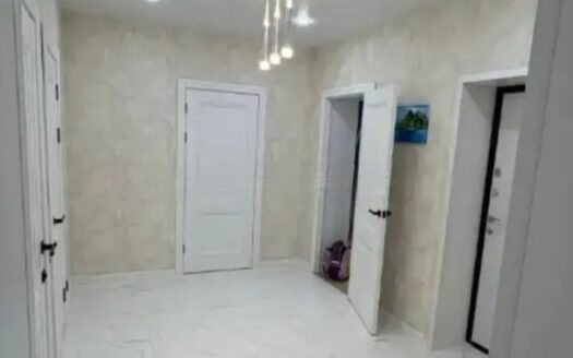 3-ком евротрешка Островского 33 3 7/9 эт, 72 кв м, 2024 г- 32100000 т