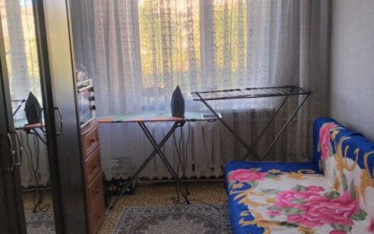 3-ком Акана Серэ, 111, 4/4 эт, 56 кв м, 1972 г,-15100000 т