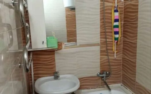 3комн. кв. ул. Янко 73. 58 кв м, 3/5, 1976гп -18000000 т