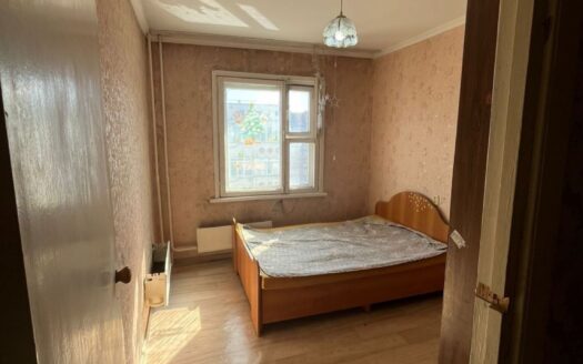 2-ком ,Строителей 3 6/9, 55 кв м, 1991 г, -14100000 т