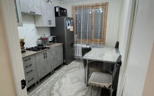 2-ком Назарбаева 17 2/9 эт, 51,9 кв м, 1993 г, 18400000 т