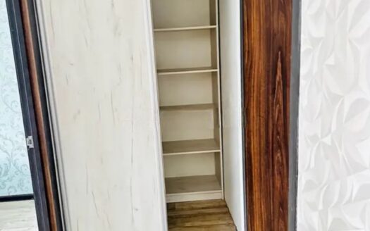 Homepage 3 комн квартира ул. Баймуканова д. 102А, 5/5,58 кв.м. кирпичный дом, 1970 г-15100000 т