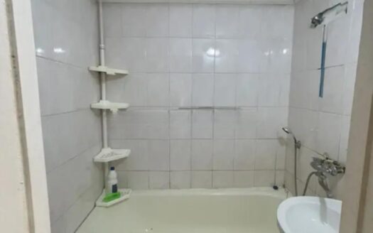 2-ком Центральный 52, 1/9, 52 кВ м, 1991 г,14100000 т