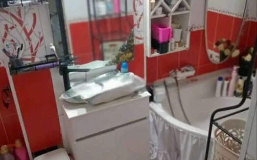 3к. Канай би. 44. 3/5эт 60квм. 1981гп.- 18600000 т