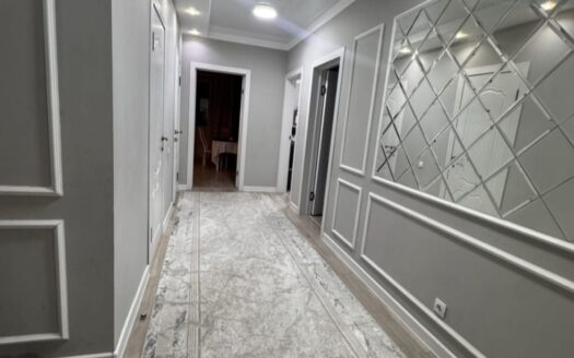 3хк. Полноценная. Центральный 54. ЖК Нуртау. Кирпич. 5/7 97 кв.м ,2019гп. 46000000