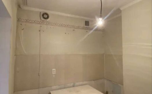 1к. Сулейменова 18. 2/4, 30квм, 1965гп.-8300000 т